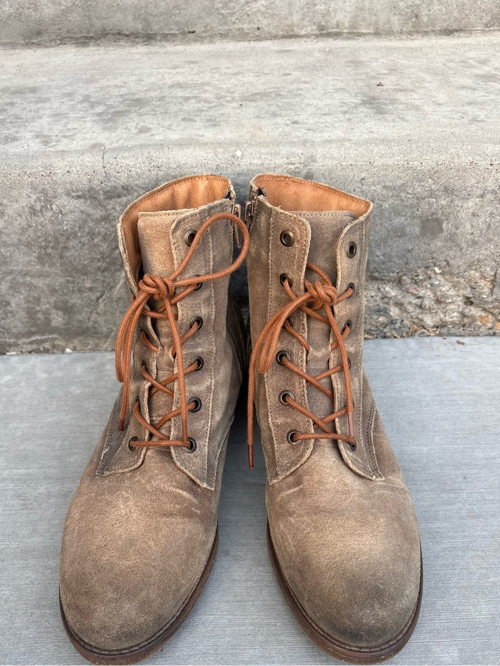 Taos Boot Camp Distressed Boot Size 40 - Picture 10 of 11